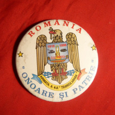 Insigna mare ,militara - Armata 4a Transilvania ,d= 5,7 cm