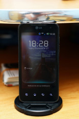 LG Optimus 2X P990 - Dual Core, 8GB, 8MP foto