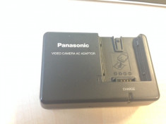 Incarcator Panasonic PV-DAC14D ( 8.4V charge), 7.9V Video Camera foto