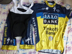 echipament ciclism complet saxo bank 2013 set pantaloni si tricou foto
