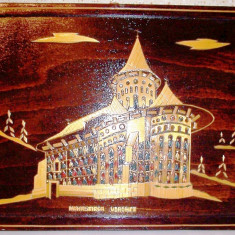 Tablou executat manual,PAI pe suport de lemn, inramat,reprezinta Manastirea VORONET,executat in manastire,neexpus,foarte migalos,cu detalii,etich
