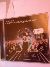 JAMIROQUAI - ROCK DUST LIGHT STAR (2010/UNIVERSAL MUSIC) - ROCK - CD NOU/SIGILAT foto