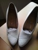 Vand pantofi dama mireasa model deosebit marimea 39, Alb, Cu toc