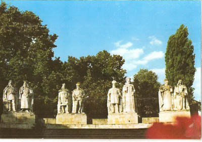 CPI (B3102) IASI. ANSAMBLUL STATUAR &amp;quot;VOIEVOZII&amp;quot;, EDITURA SPORT-TURISM, NECIRCULATA foto