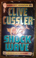 Carte - Clive Cussler - Shock Wave foto