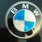 emblema bmw carbon 3d ALBASTRA cu alb metalica pentru porbagaj de 76mm