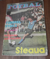 de colectie. REVISTA FOTBAL STEAUA BUCURESTI 1985 . SUPLIMENT SPORTIV AL REVISTEI VIATA MILITARA foto