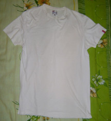 Tricou Levis Original, marimea S - Am si alte haine - bershka, zara, pull bear, adidas, nike foto