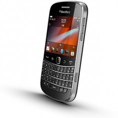 BLACKBERRY 9900 BOLD BLACK NEVERLOCKED foto