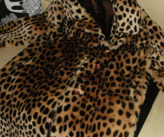 HAINA IMITATIE BLANA LEOPARD IMPECABILA foto