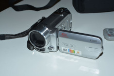 Canon FS100, camera video, stare foarte buna, zoom optic 45x, inregistrare pe SD card, numai 450 lei foto