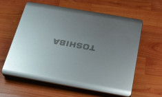 Laptop Toshiba Satellite L300 T3200 Dual Core 4 Gb Ram 250 HDD foto