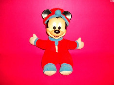 personaj din desene animate mickey mouse din plus ce lumineaza de la disney mattel foto