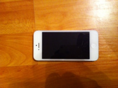 VAND IPHONE 5 WHITE 16 GB foto