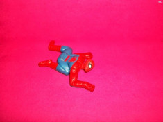 figurina spiderman ce se trage in spate si merge inainte din plastic de la mc donalds foto
