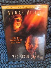 THE SIXTH SENSE - film DVD cu BRUCE WILLIS (original din Anglia, in stare impecabila!!!) foto