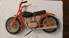 PVM - Motocicleta jucarie YAMAHA mai veche din plastic foto