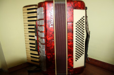 Acordeon Parrot Vintage, 96 basi, culoare rosie foto