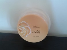 Crema corp Volare Oriflame 250 ml foto