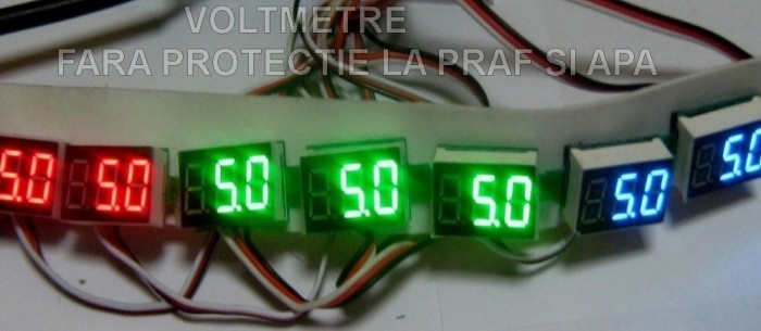 Voltmetru digital 0-100V cu leduri rosii , verzi si albastre cu protectie la apa si praf