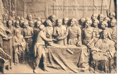 Bas- Relief reprezentand solemnitatea inaugurarii Universitatii din Jasi la 1860 foto