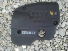 Capac motor Renault Laguna 1 1.9 dti foto