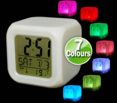 Ceas cub cu led multicolor , ceas cu alarma si termometru. ceas desteptator digital Oferta! foto