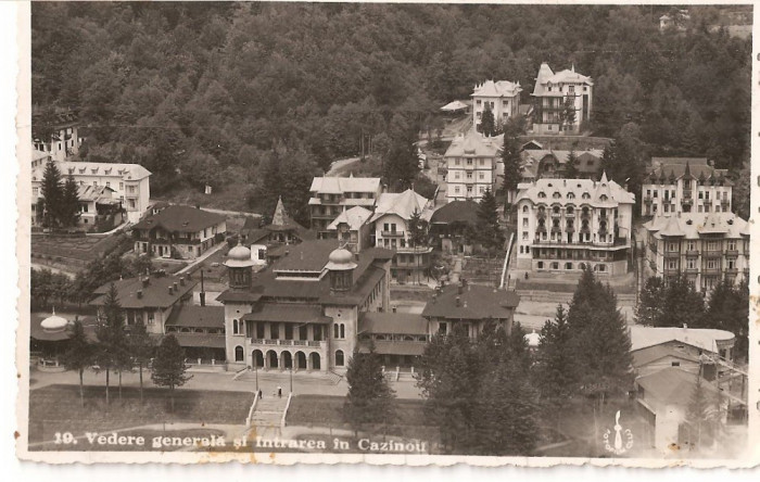 CPI (B2941) SLANIC-MOLDOVA, VEDERE GENERALA SI INTRAREA IN CAZINOU, FOTO ORIGINAL FOTOFILM CLUJ, SCRISA SI NECIRCULATA, DATATA 18.8.1937