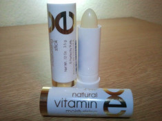 Balsam - lip stick - ruj natural, hidratant, cu vitamina E, efect garantat. Produs original SUA. foto