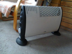 Convector (incalzitor) MEROX CH 2000 G-TIMER si Aeroterma (incalzitor) VINCHI COMFORT foto