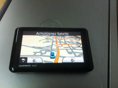 Navigatie GRAMIN nuvi 1390 bluetooth stare excelenta 100% functionala foto