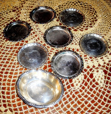 Set 18 vase mici metalice - suport de pahar, decor sau scrumiera foto