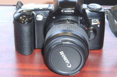 aparat foto clasic cu film Canon EOS,Rebel XS,obiectiv 35-80 mm. foto