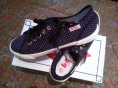 tenisi lee cooper marimea 39,5 foto