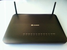 Modem Router Wireless Huawei HG8247 GPON fibra optica foto