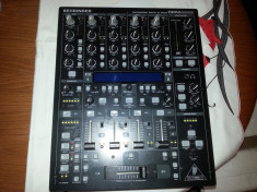 Behringer DDM 4000 mixer profesional,poze reale ! foto