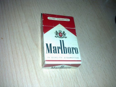 RARITATE pachet de tigari MARLBORO 1970-1980? 19 Quality Cigarettes Made in Germany foto