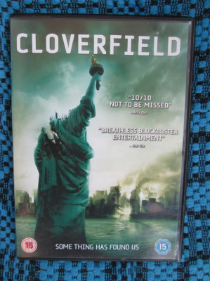 CLOVERFIELD - film DVD (original din ANGLIA, in stare impecabila!!!) foto