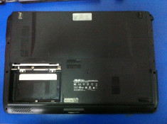 Carcasa Asus P50IJ Palmrest+Touchpad , Hinge Cover, Bottom. foto