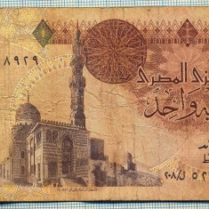 704 BANCNOTA - EGYPT - 1 POUND - anul 1978-2004 -SERIA 5218929 ? -starea care se vede