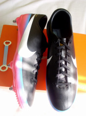 Ghete Fotbal Nike Mercurial foto