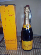 sampanie Veuve Clicqout Ponsardin Brut 700 ml la cutie impecabila ! foto