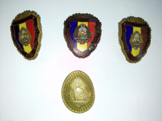 Lot 4 insigne militare R.S.R.- 3 &amp;quot; Militar de frunte&amp;quot; si &amp;quot; cuc &amp;quot; foto