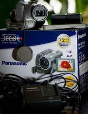 Camera video mini-dv 3CCD - Panasonic NV-GS230 foto