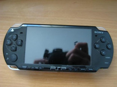 PSP 2003 + 2x Jocuri Incluse foto