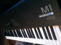 Korg M1, clapa profesionala, workstation., .. foto