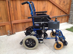 Carut cu rotile electric pentru batrani persoane cu handicap si dizabilitati foto