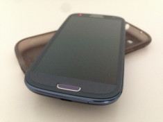 SAMSUNG I9300 GALAXY S3 16GB BLUE stare foarte buna , necodat + Accesorii ! foto