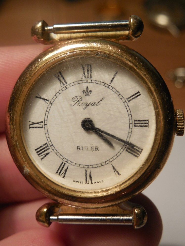 Ceas vechi de mana pentru dama, mecanic, functioneaza foarte bine, ROYAL  Buler, Swiss Made, Mod Dep! | arhiva Okazii.ro