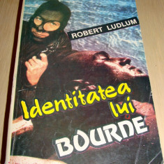 IDENTITATEA LUI BOURNE - Robert Ludlum